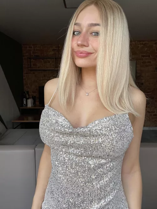 Should I continue posting my pictures? Seems you guys like what I do | Dropped link in comments and in my profile