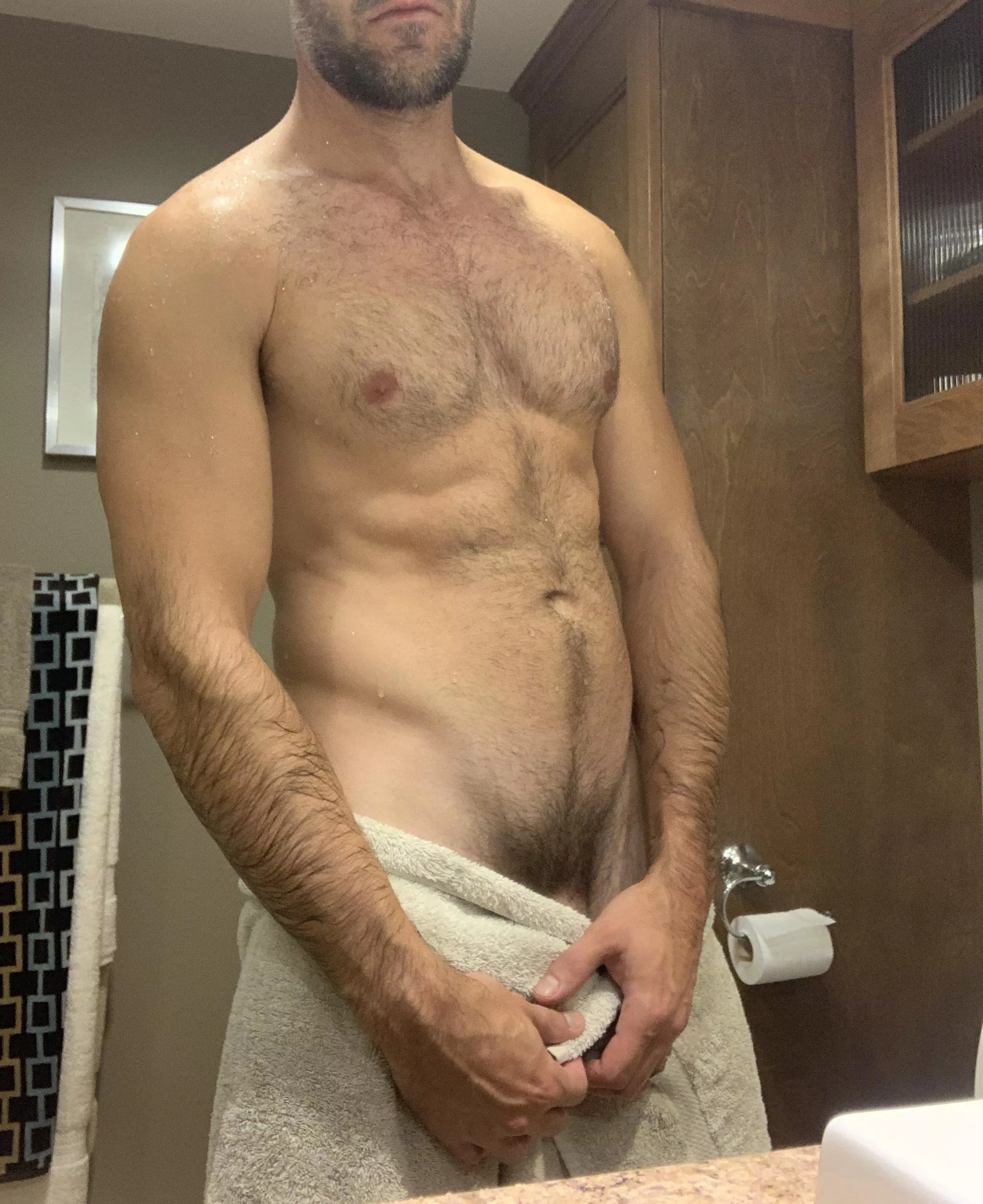 Should I drop the towel? Should I drop the towel?