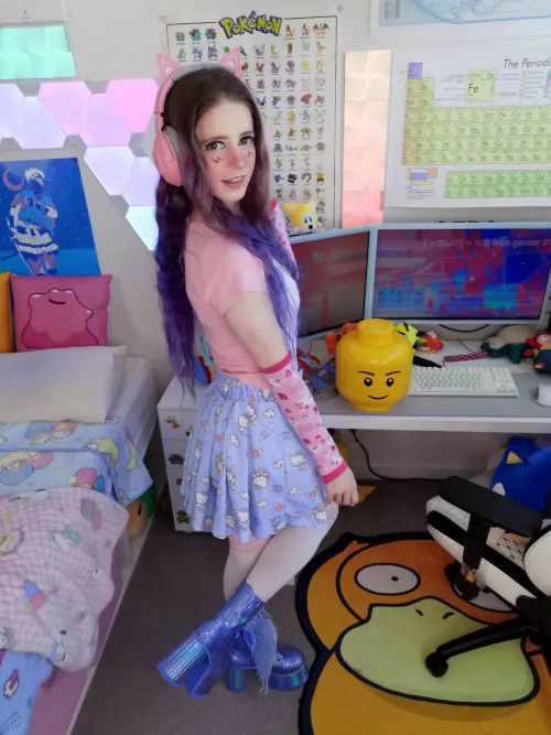 should i keep these shoes on? 😊❤️