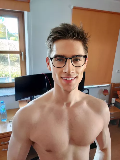 Should I maintain, cut or bulk? Thank you for your feedback:)