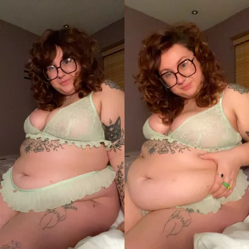 should i make it my next goal for my belly to hide my panties completely? 🥵