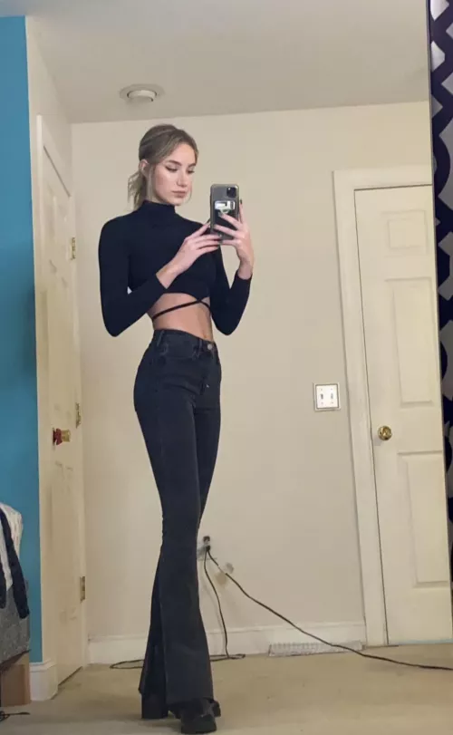 Should I post more here? 🖤