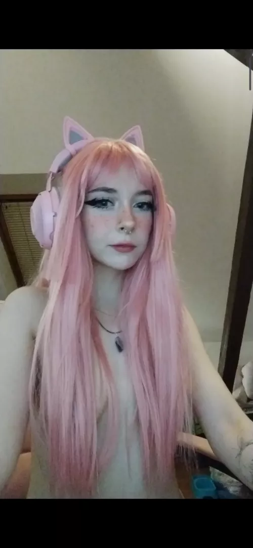 Should I put my hair into pigtails? 💕