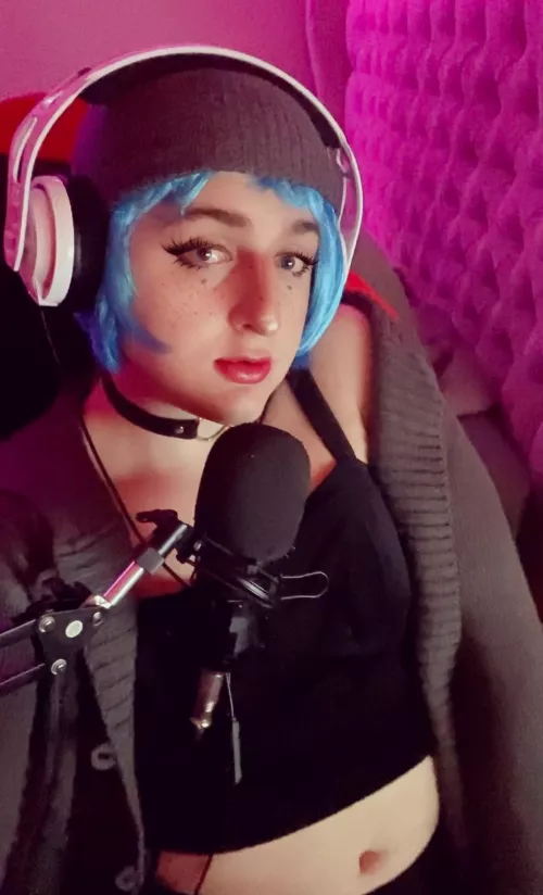 Should I wear this on our date?🤷❤️