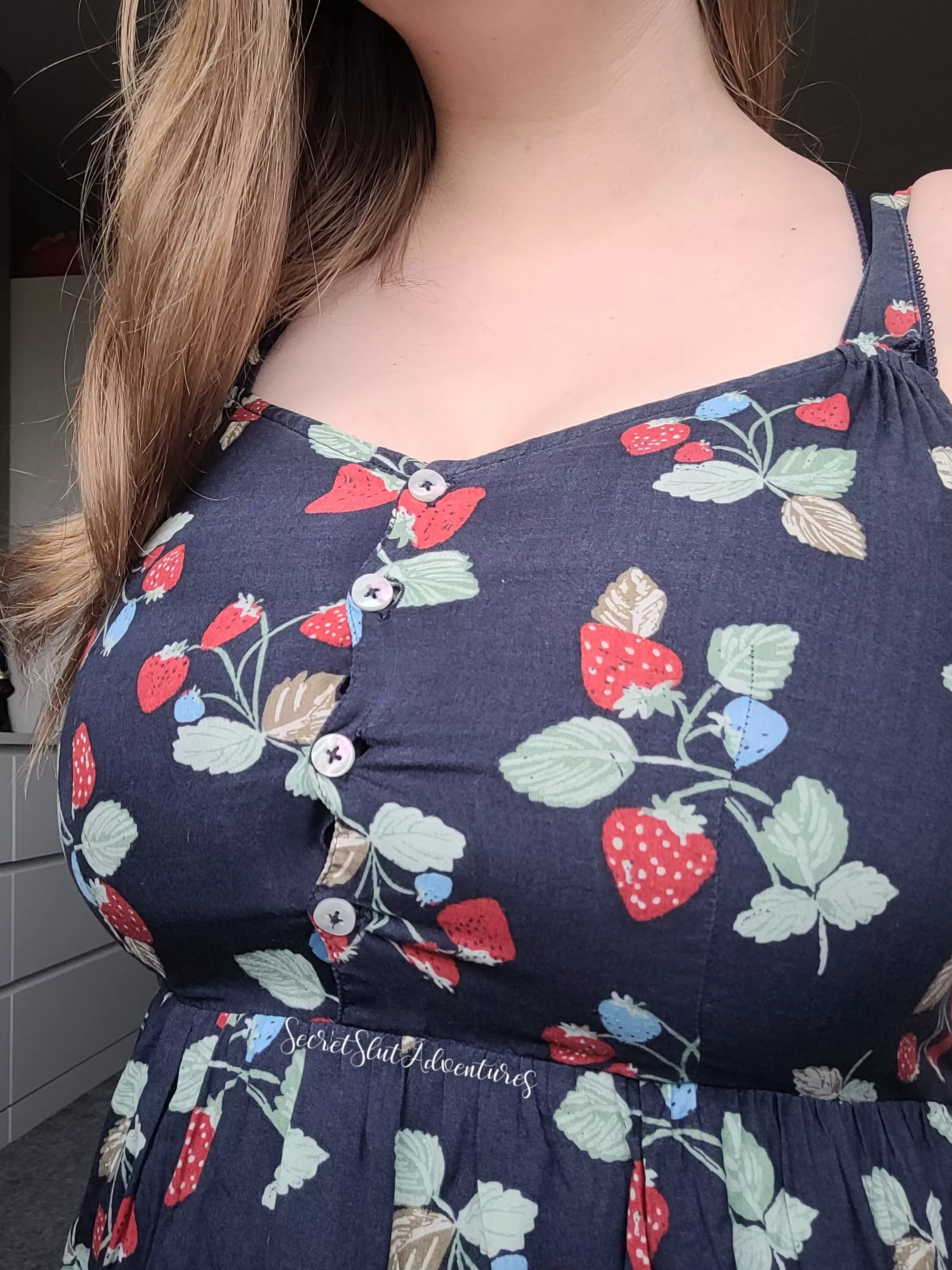 Shoutout to my buttons who work very hard trying not to expose me to unwitting strangers