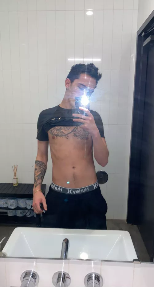 Show some love to the ravens on my chest and LDR on my arm!