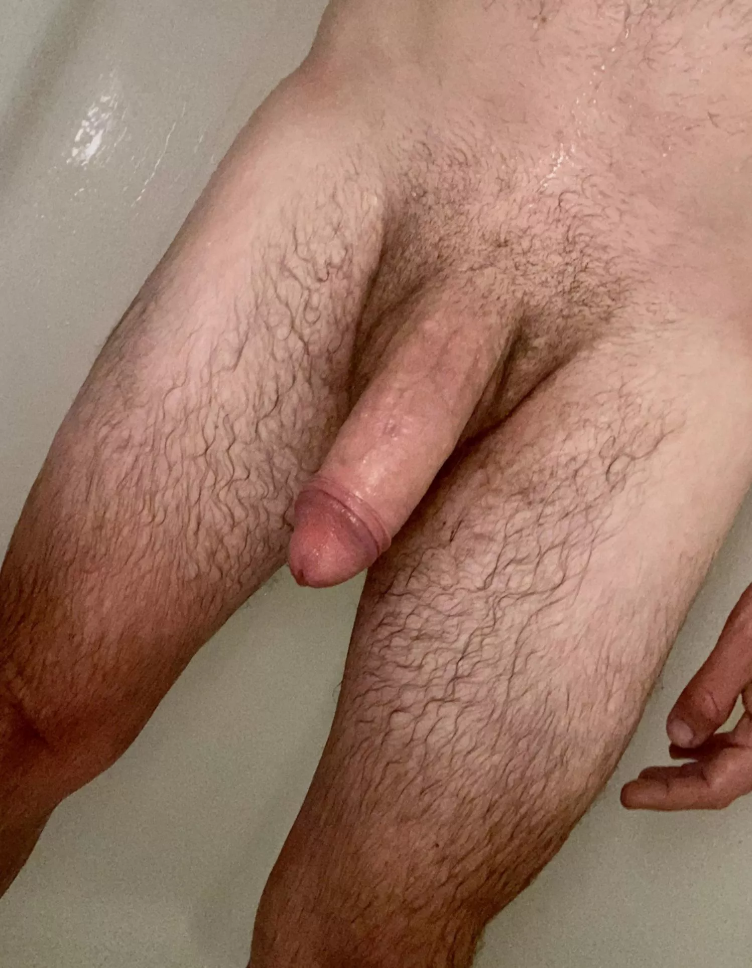 Showered off w/ friend for 1st time after workout: “Dude… I knew you were hung…but goddam.” 🤣🍆
