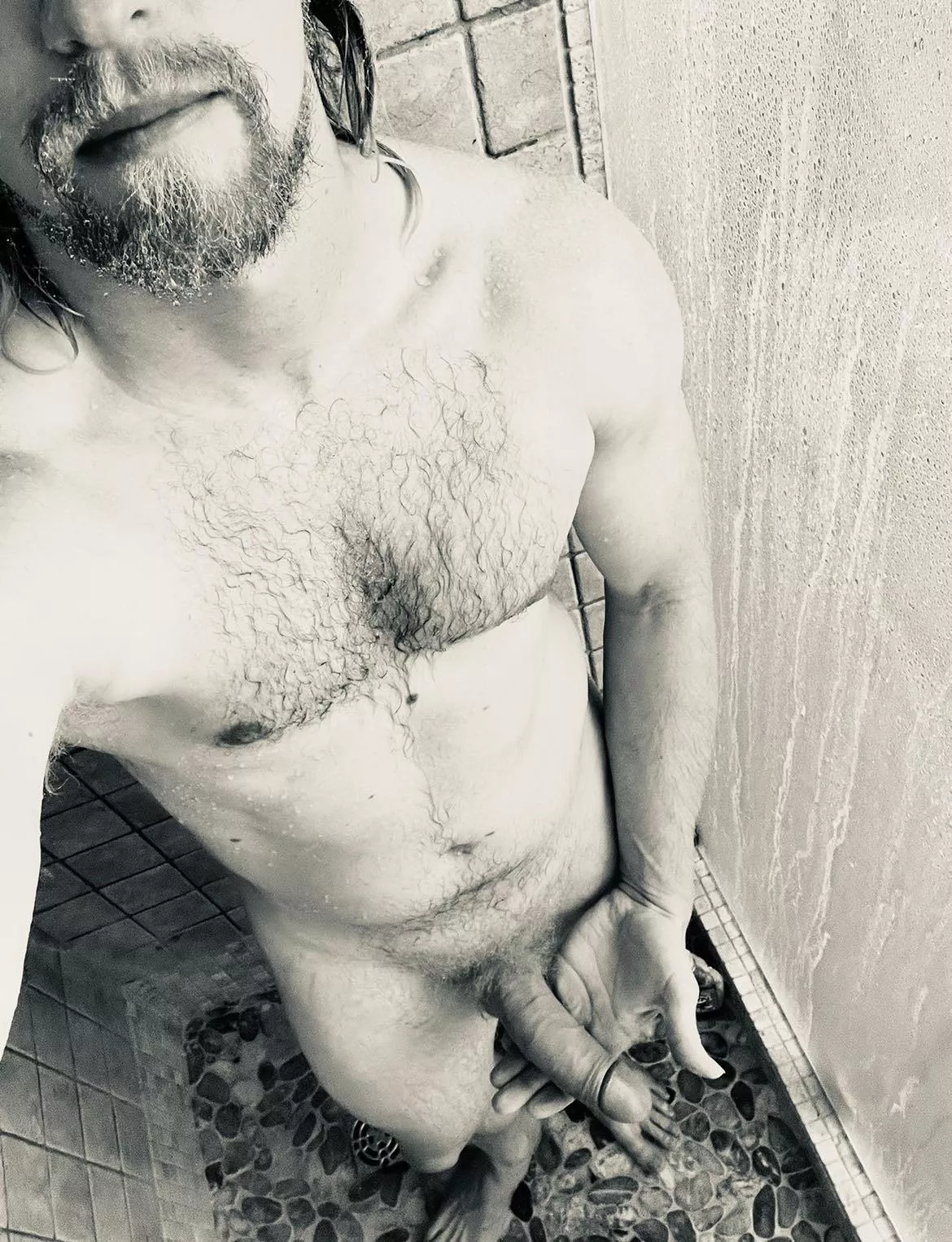 Showers would be more fun with you 💦