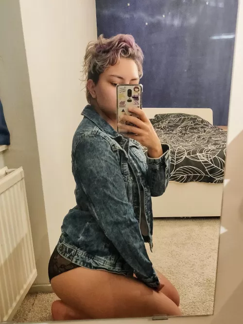 Showing fof my ass
