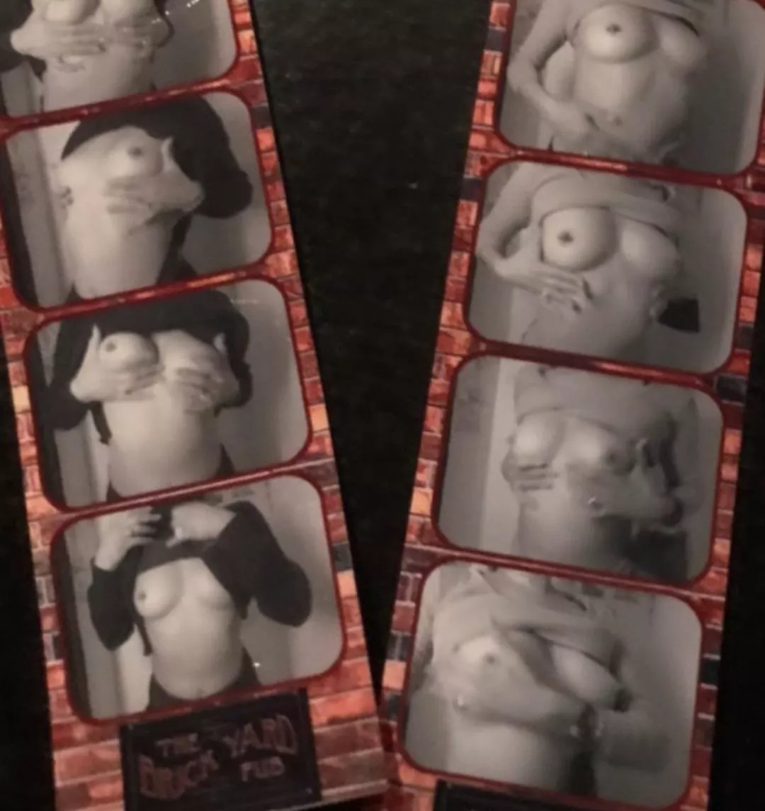 Showing my tits off in the photo booth [f]