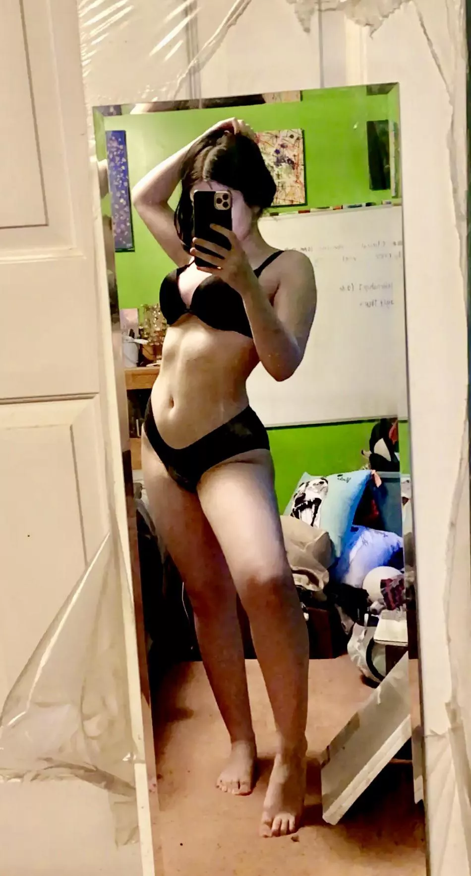 Showing of[f] my body a little, trying to feel sexy
