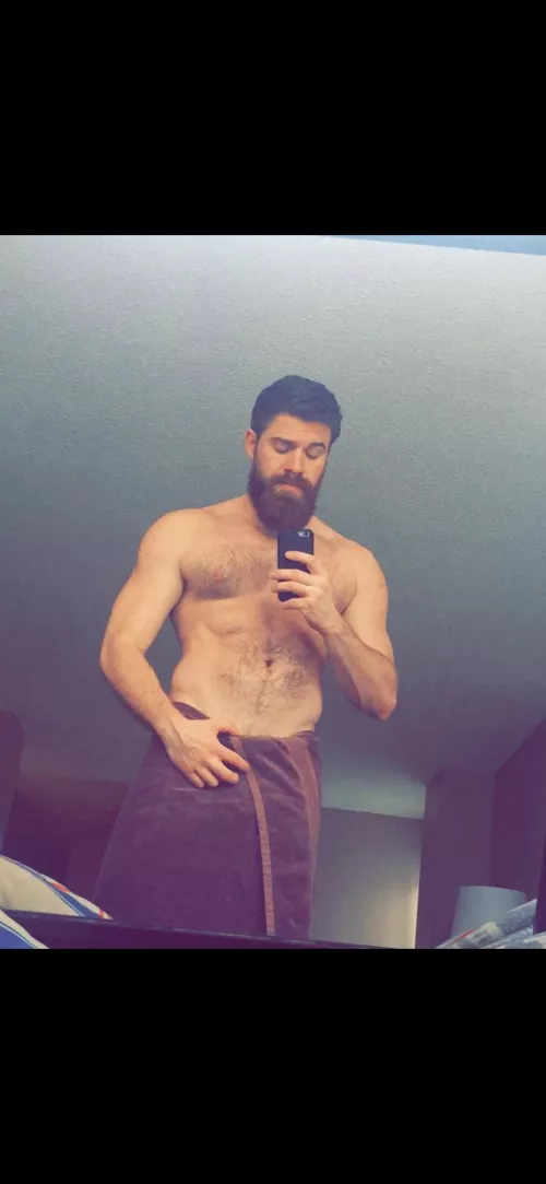 Showing off my inner wolf!!