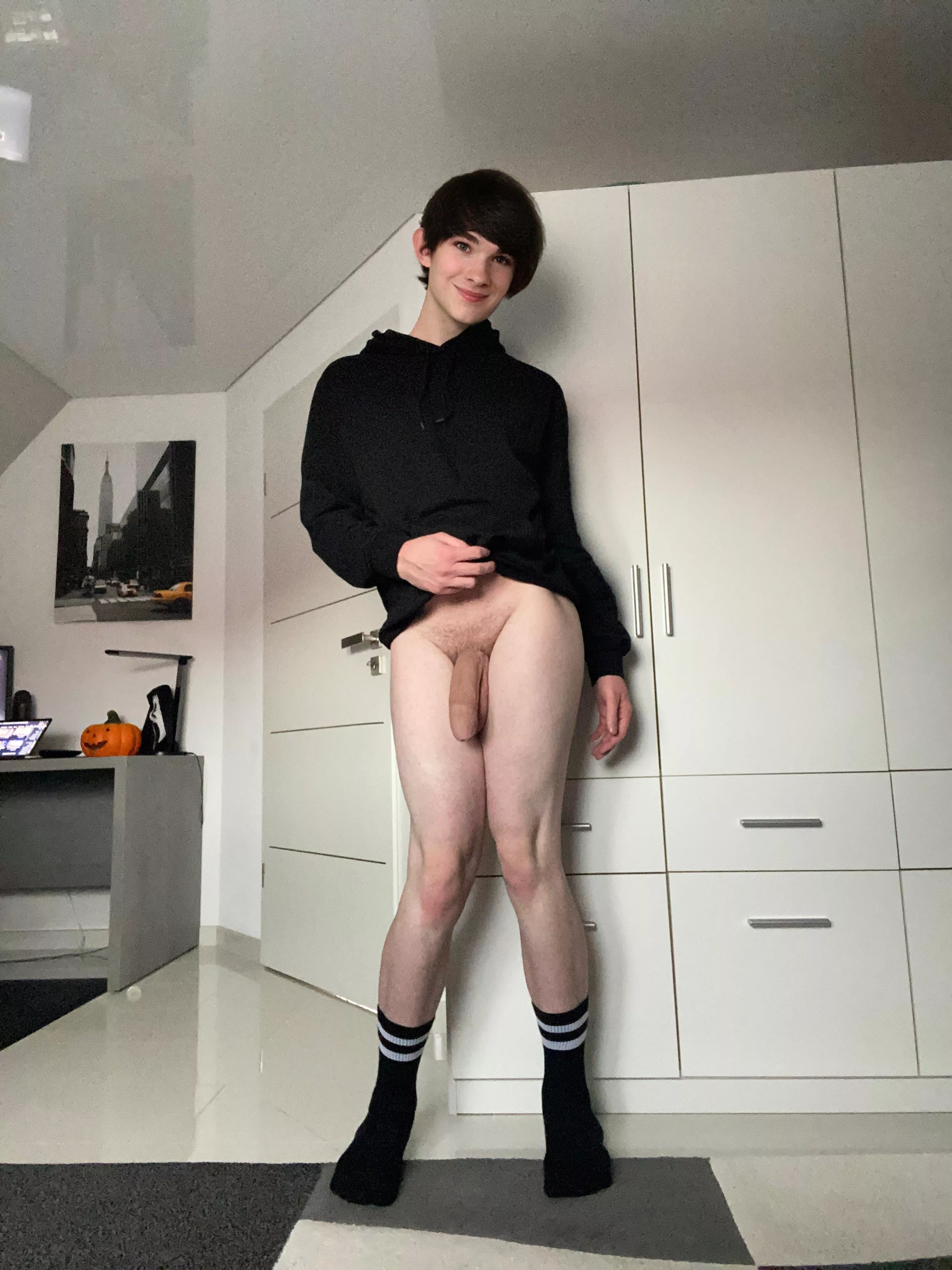 showing off my pp 🥰