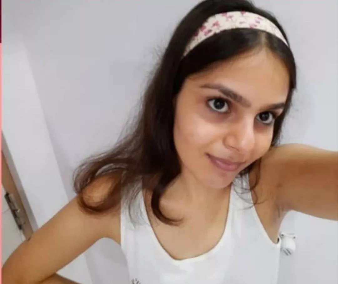 Showing us that she shaved and sweating now. Comment if fapping for herππ¦ Showing us that she shaved and sweating now. Comment if fapping for herππ¦