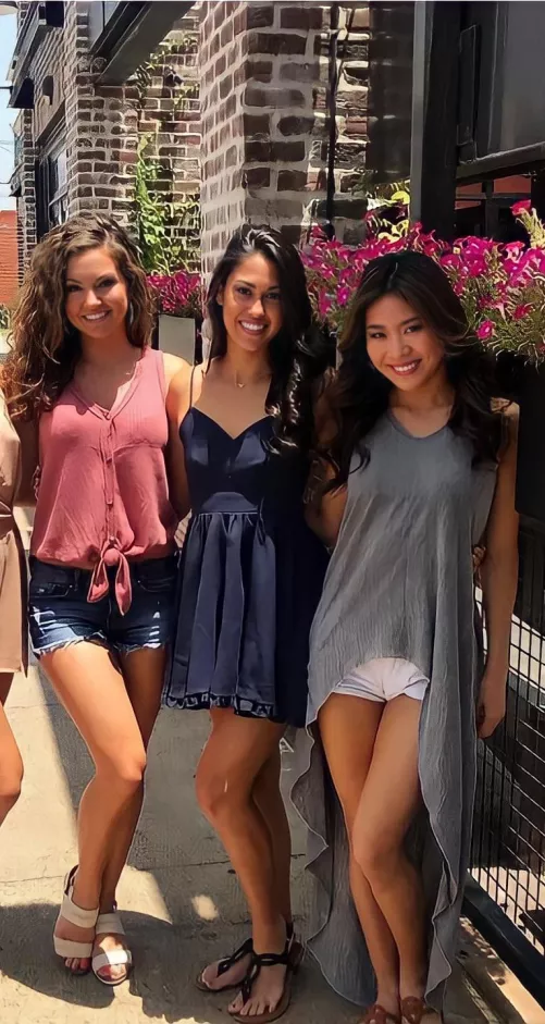 Sidewalk Hotties