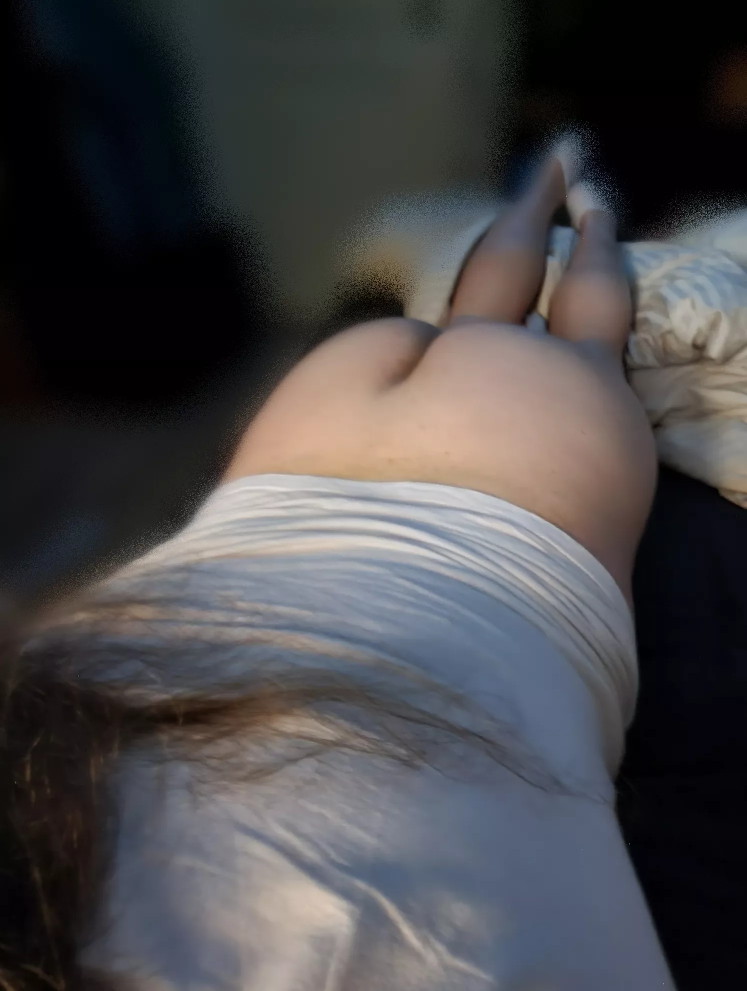 Since people seemed to like my [22, MtF] butt in my last post, here's another view at it. 🥰