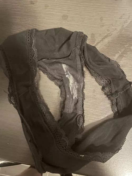 Sis still wet panties. They doesn’t look like that but they were still sweaty from running