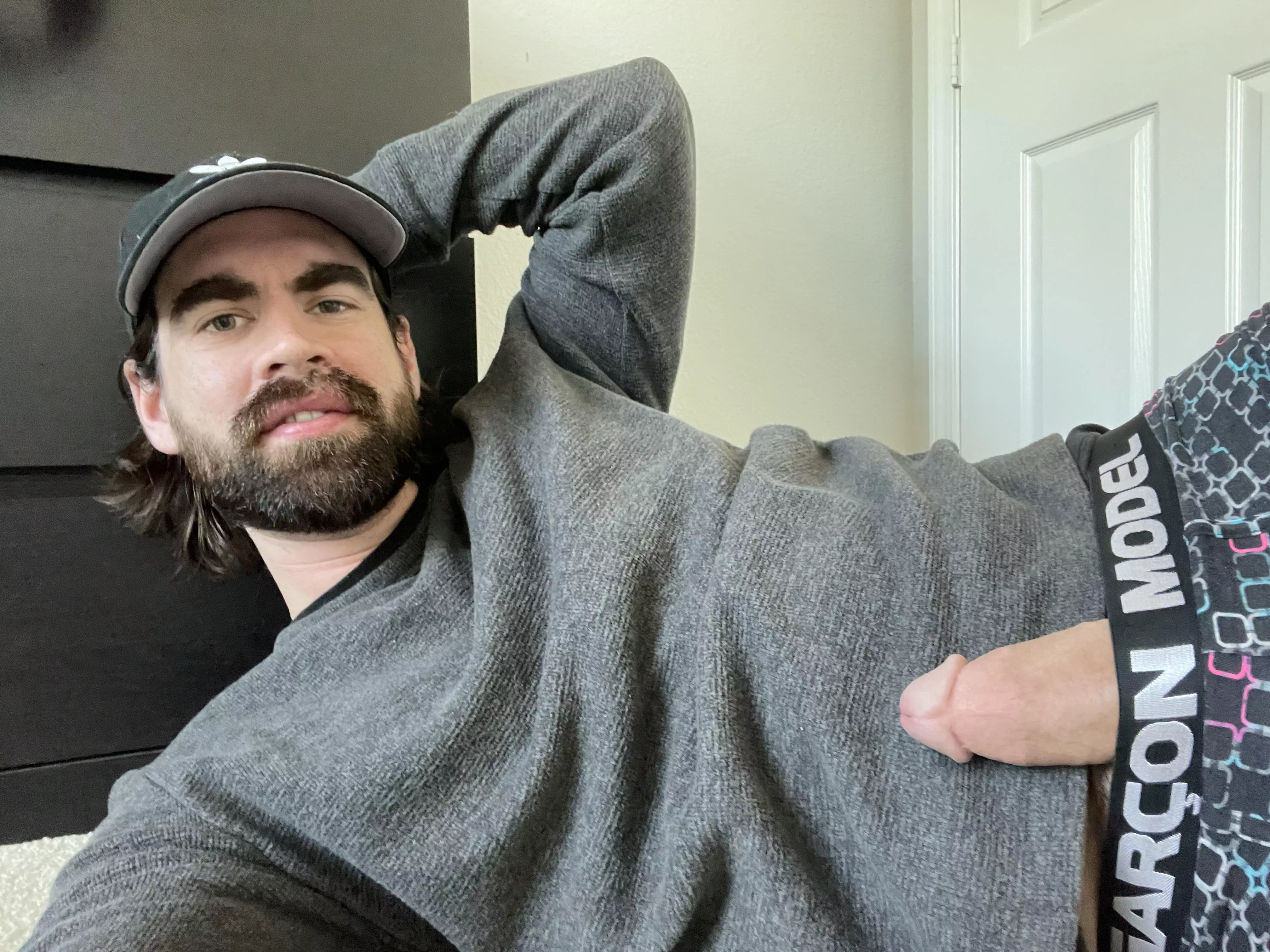 Sit on my lap or sit on my face? Sit on my lap or sit on my face?