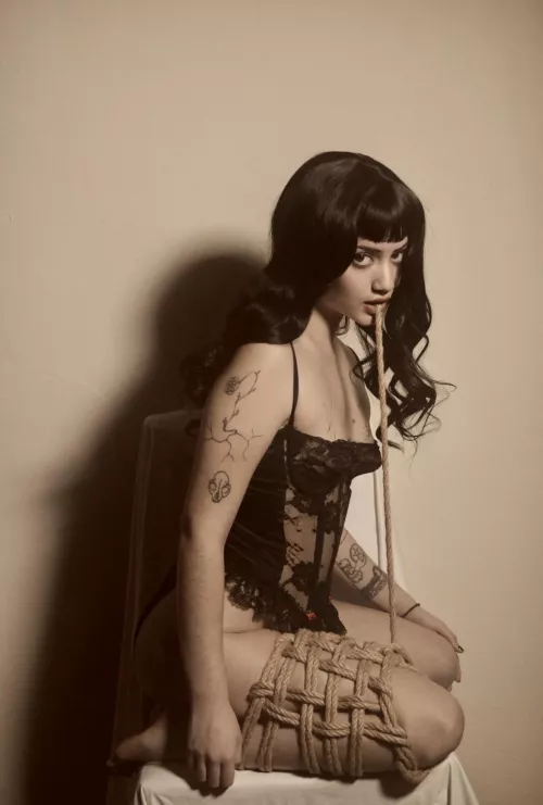 Sitting pretty πβ₯οΈgo see more of me, Iβm having a sale!