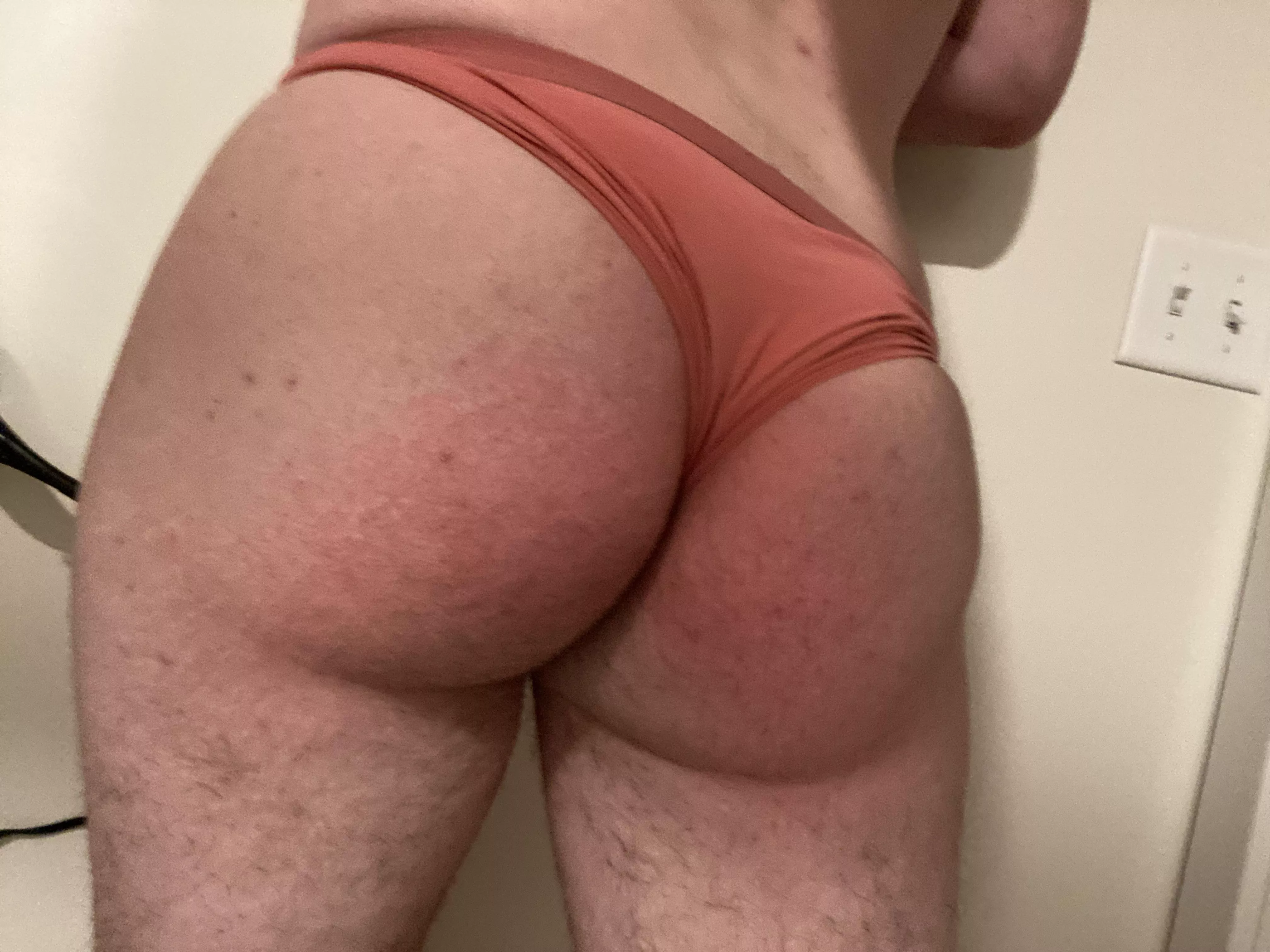 Sitting too long now I’m red