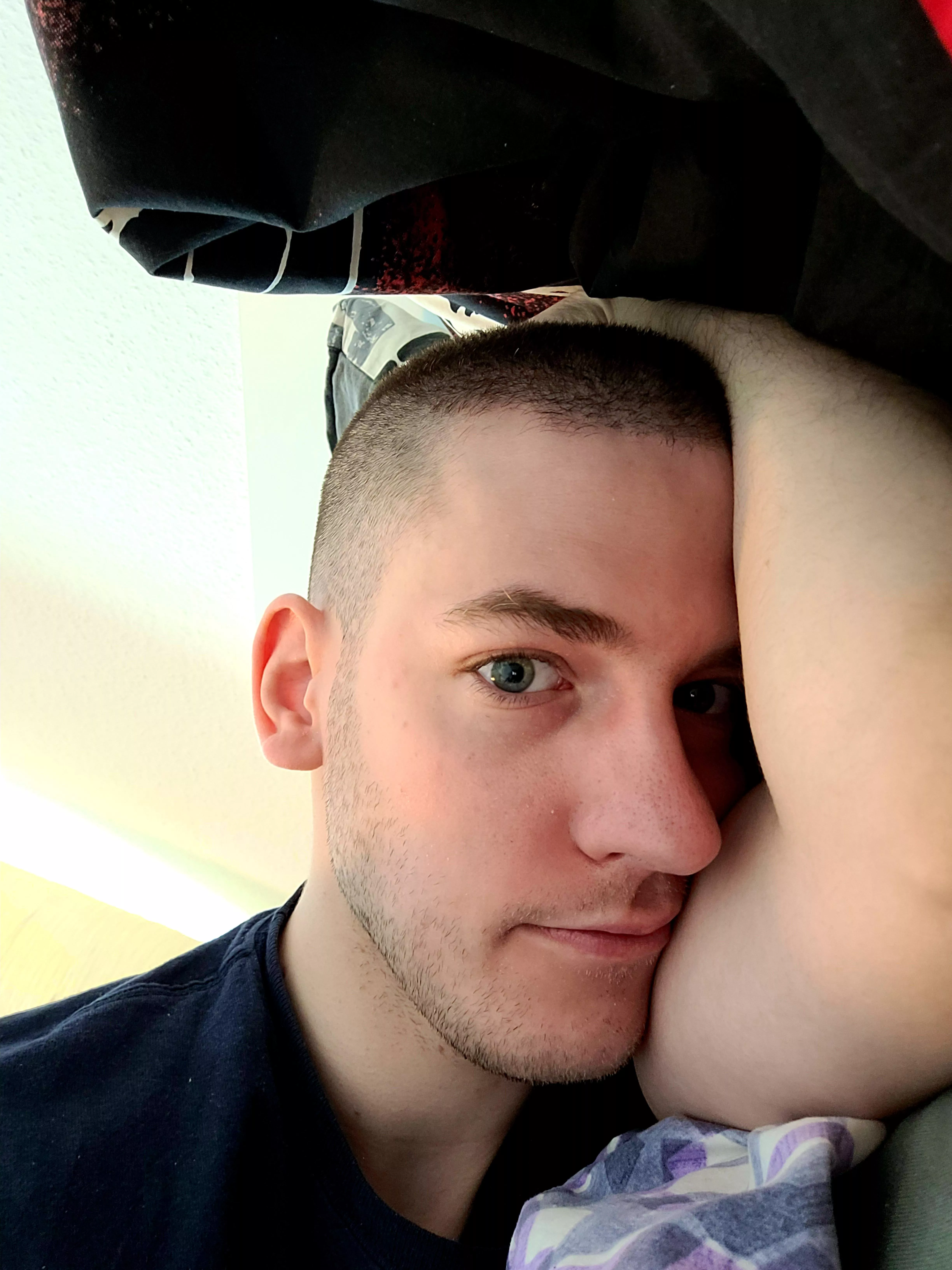 Sleeping half the day 😴😁