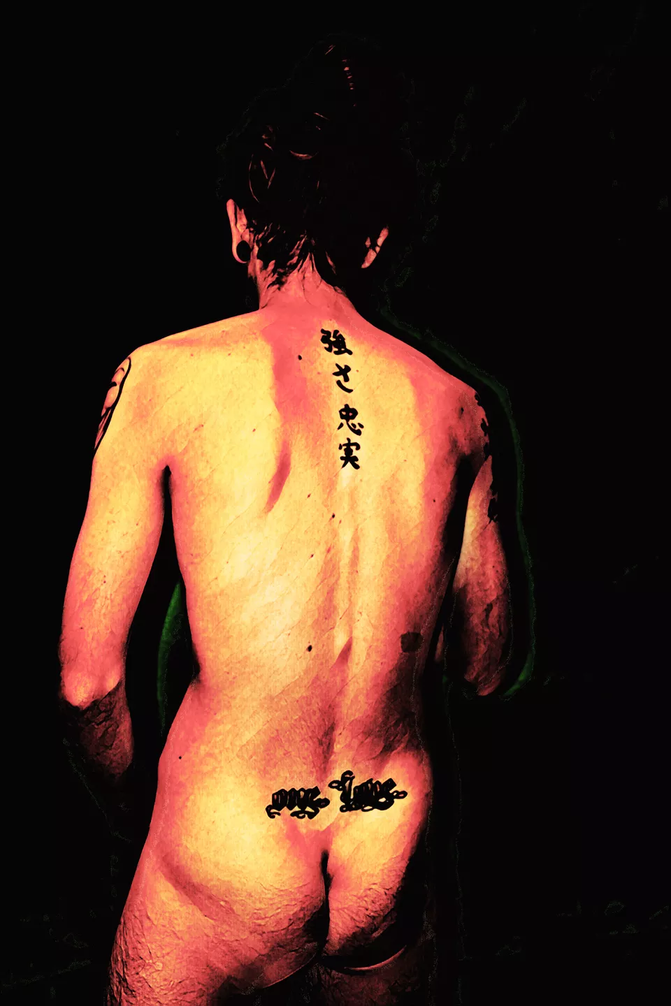 Slim, Toned, Tattooed, Kink & 420 friendly 🏳️‍🌈, 300+ posts 📸Send requests 🤗 Be sure to engage 👍 Cheap promos on my free just get in touch💯