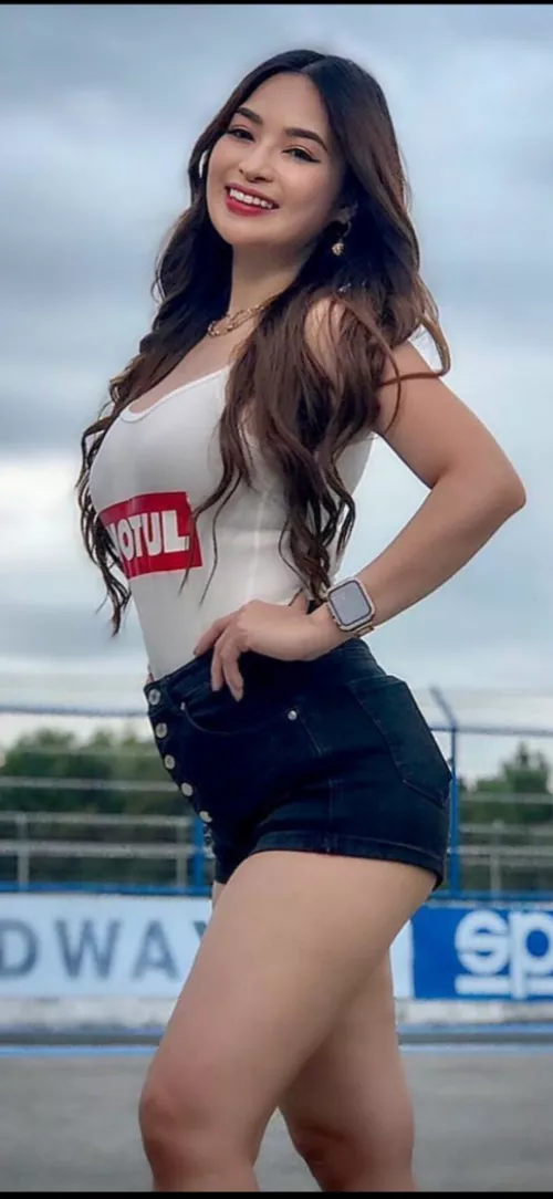 Smash or Pass mga pare?