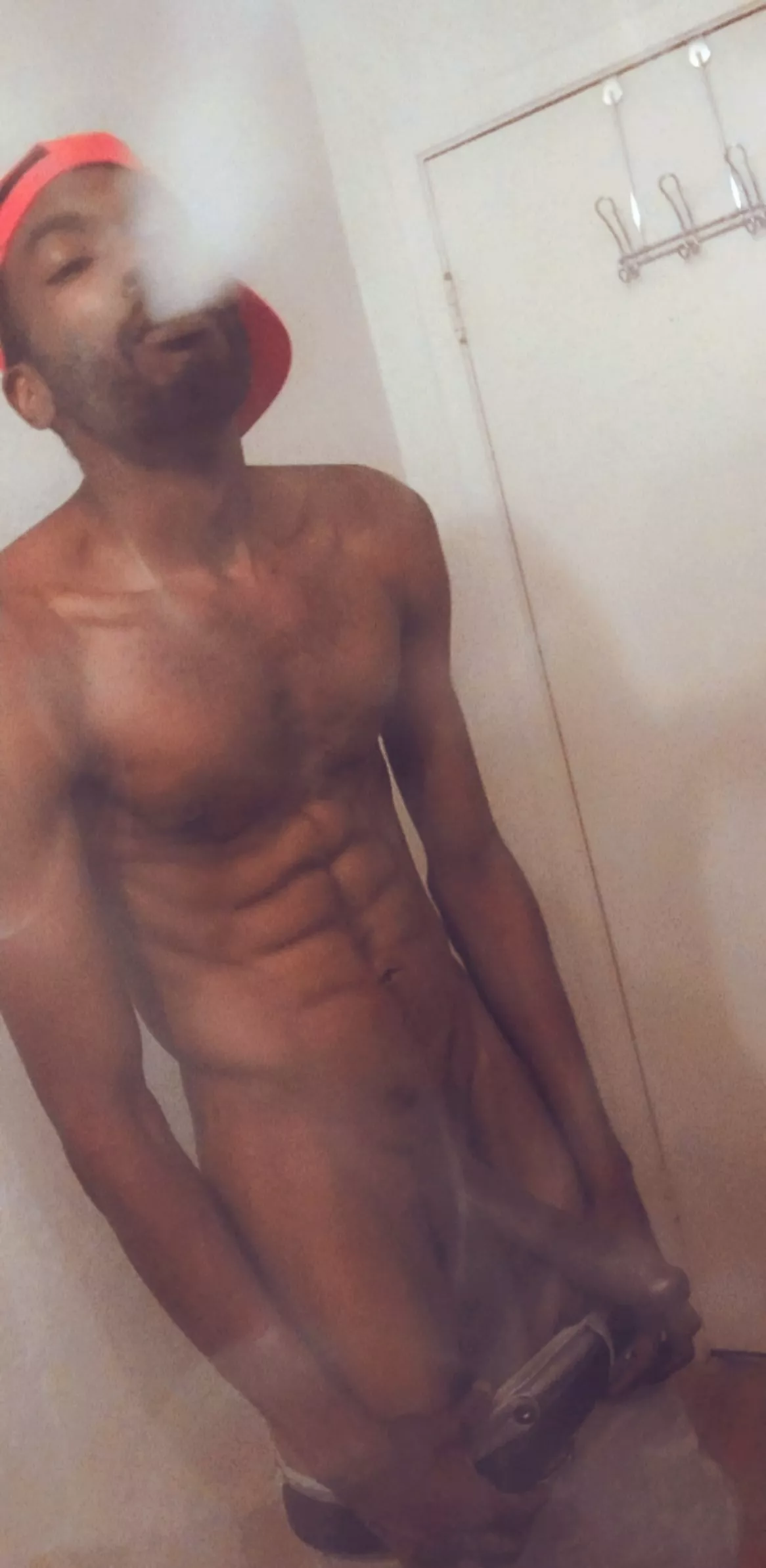 Smoke my pole 😈🍆