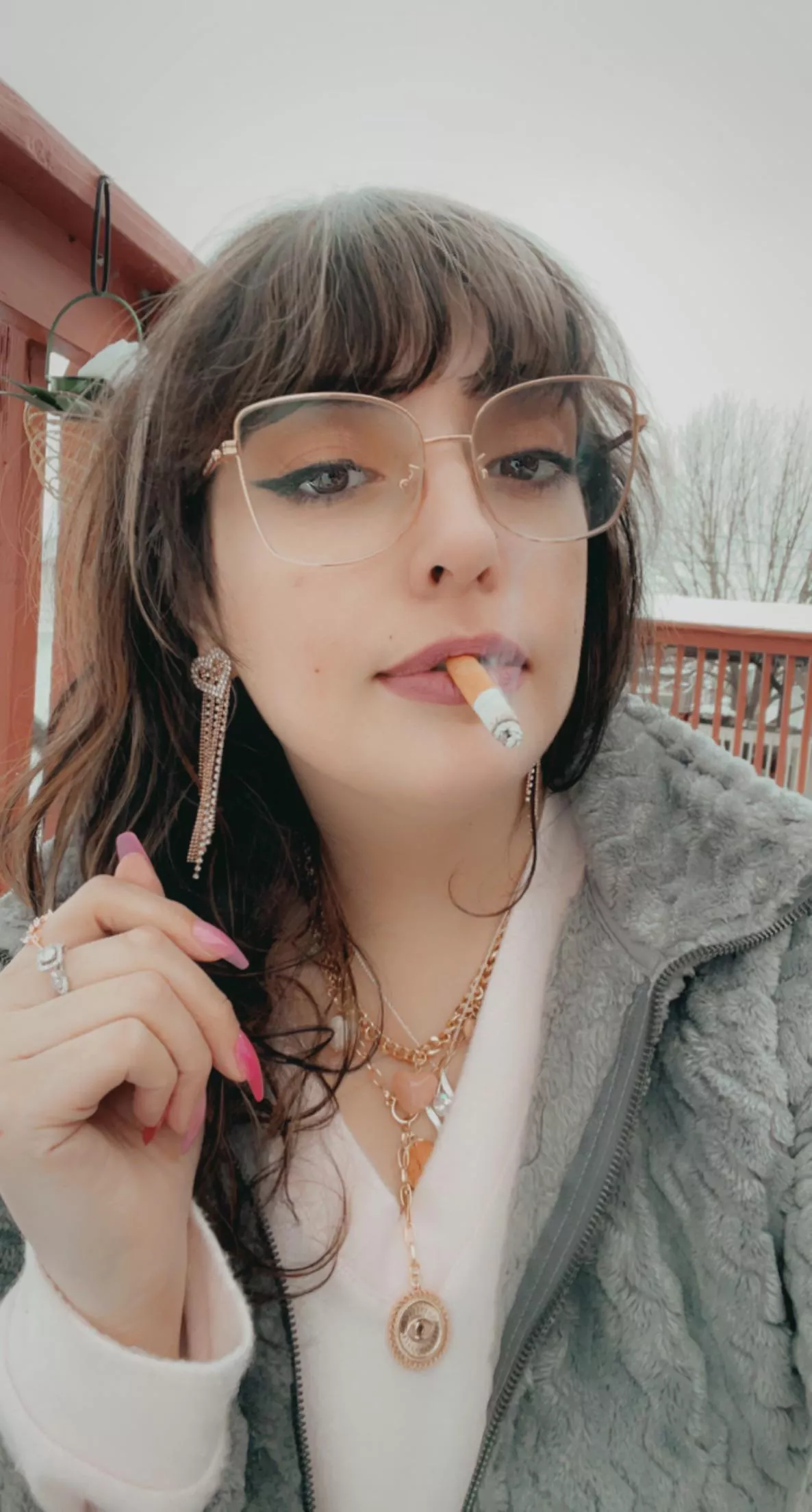 Smoking all day, gunna need a new pack (;