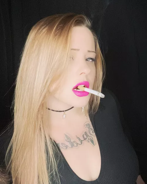 Smoking fetishes