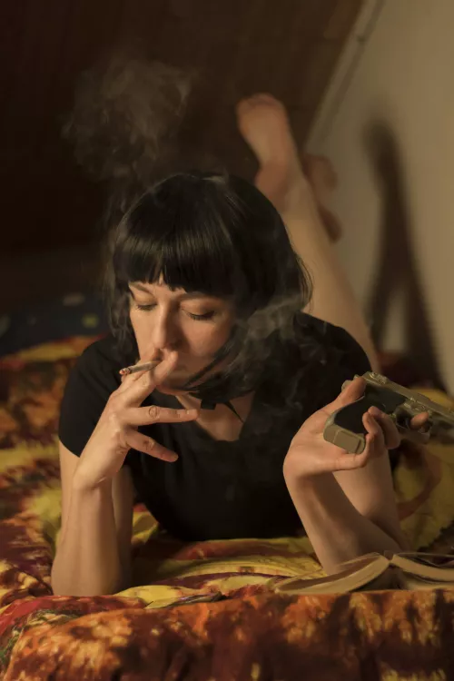 Smoking fiction