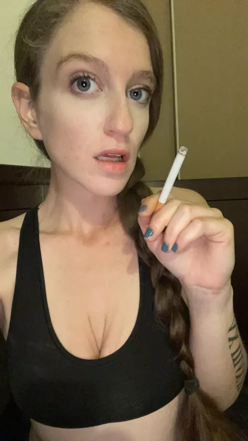 smoking makes me want to do naughty things π¨π