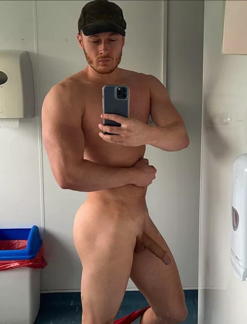 Sneak to the toilet with me 😜