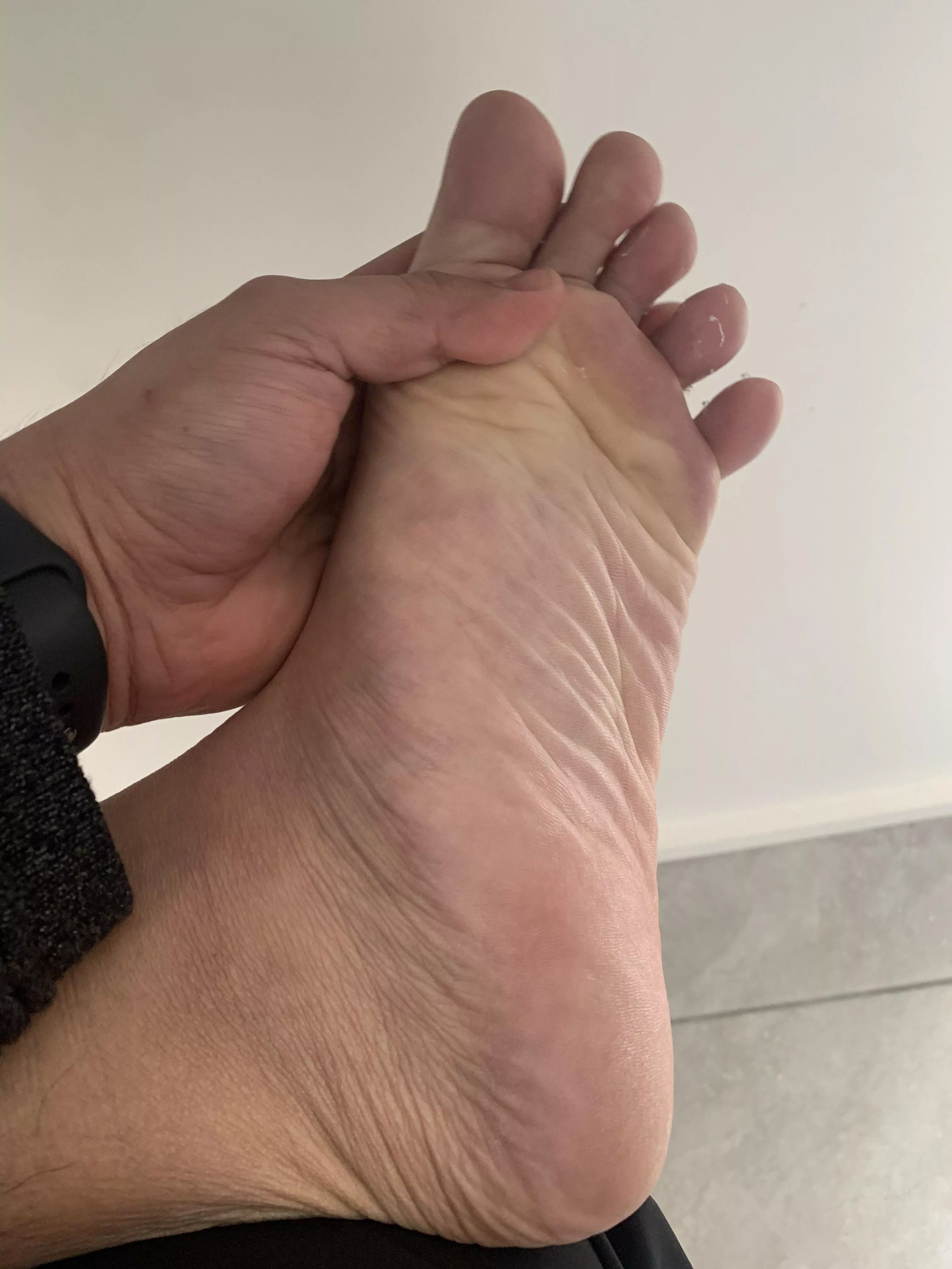 Sniff it, Rub it, Appreciate it 🦶🏼