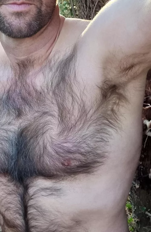 sniff my Pits especially good today 😋