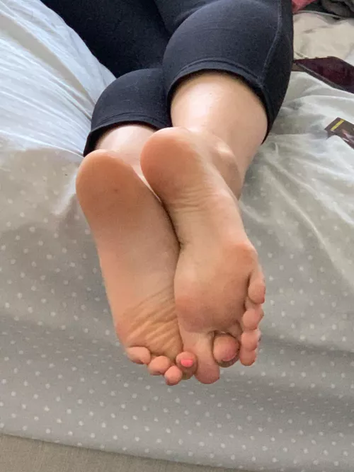 Sniff my soles