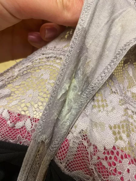 Sniff or taste first ? Love showing off my messy pairs! π