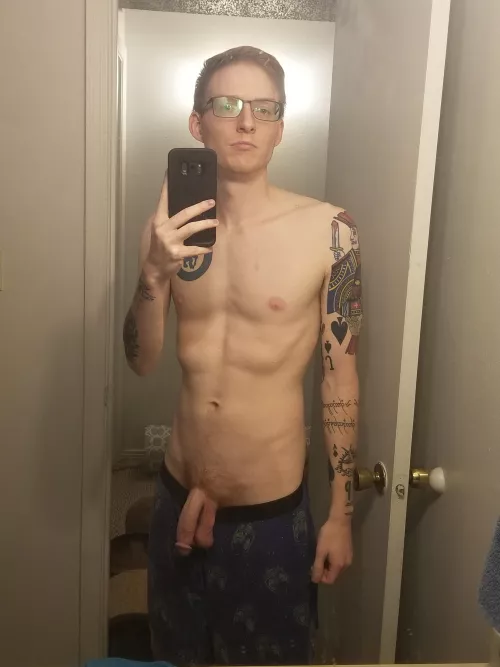 Snowed in, do you wish you were here to pull my boxers down? 😜