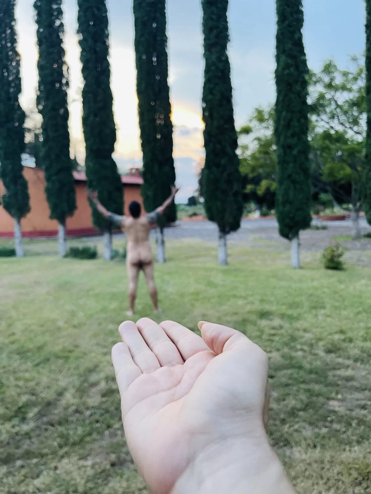 SO decided to goof around instead of doing her job SO decided to goof around instead of doing her job