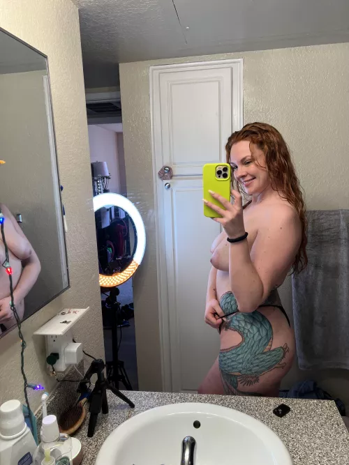 So fresh and so clean π§Ό right out of the shower π₯°
