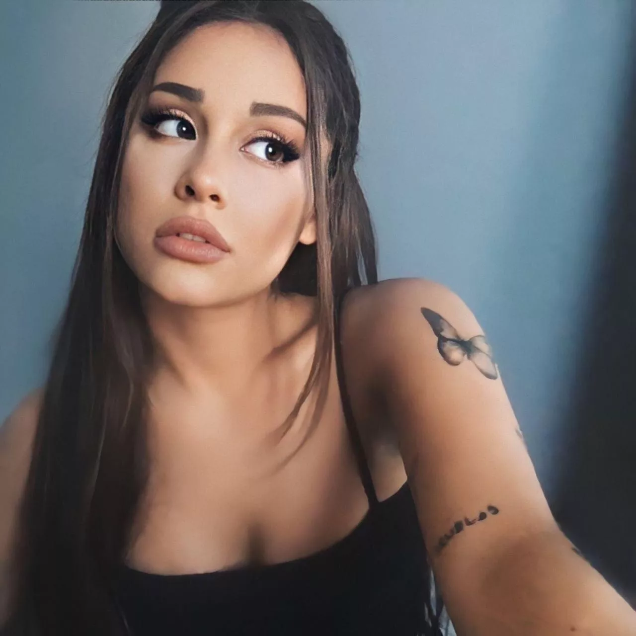 So fucking hard for Ari right now need someone to give me JOI as her and help me cum so fucking bad <3 So fucking hard for Ari right now need someone to give me JOI as her and help me cum so fucking bad <3