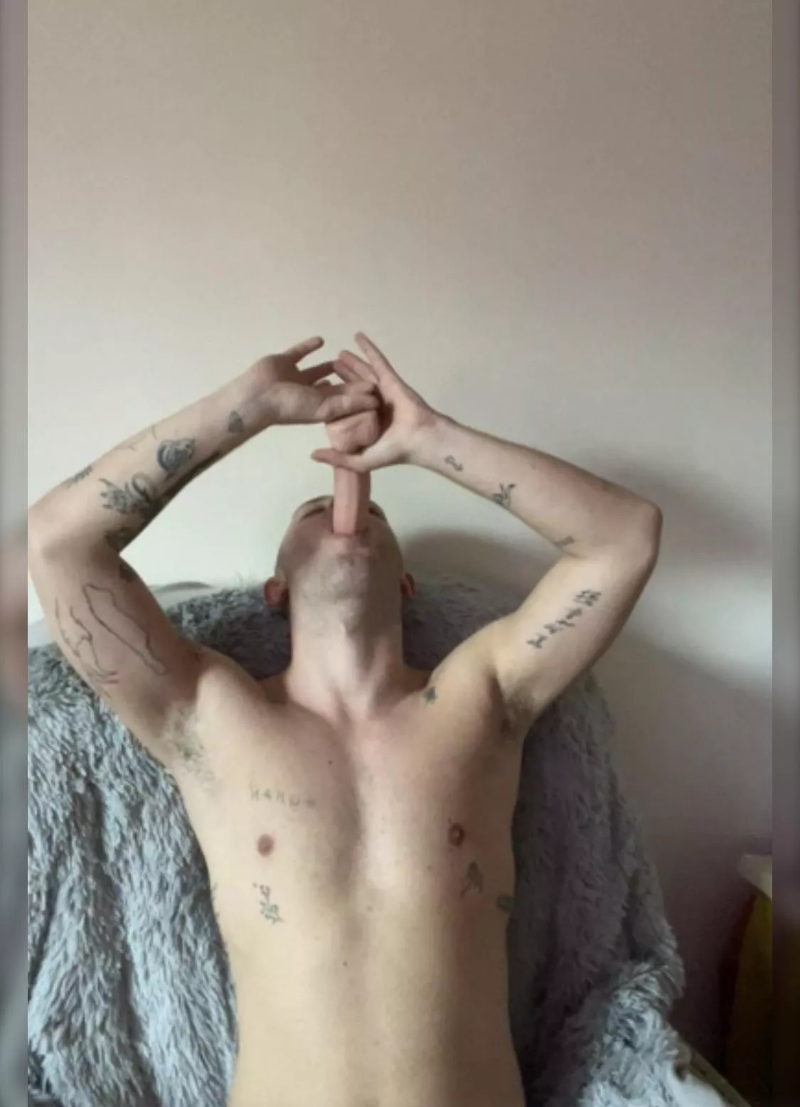 so happy no nut november is over 🐷 so happy no nut november is over 🐷