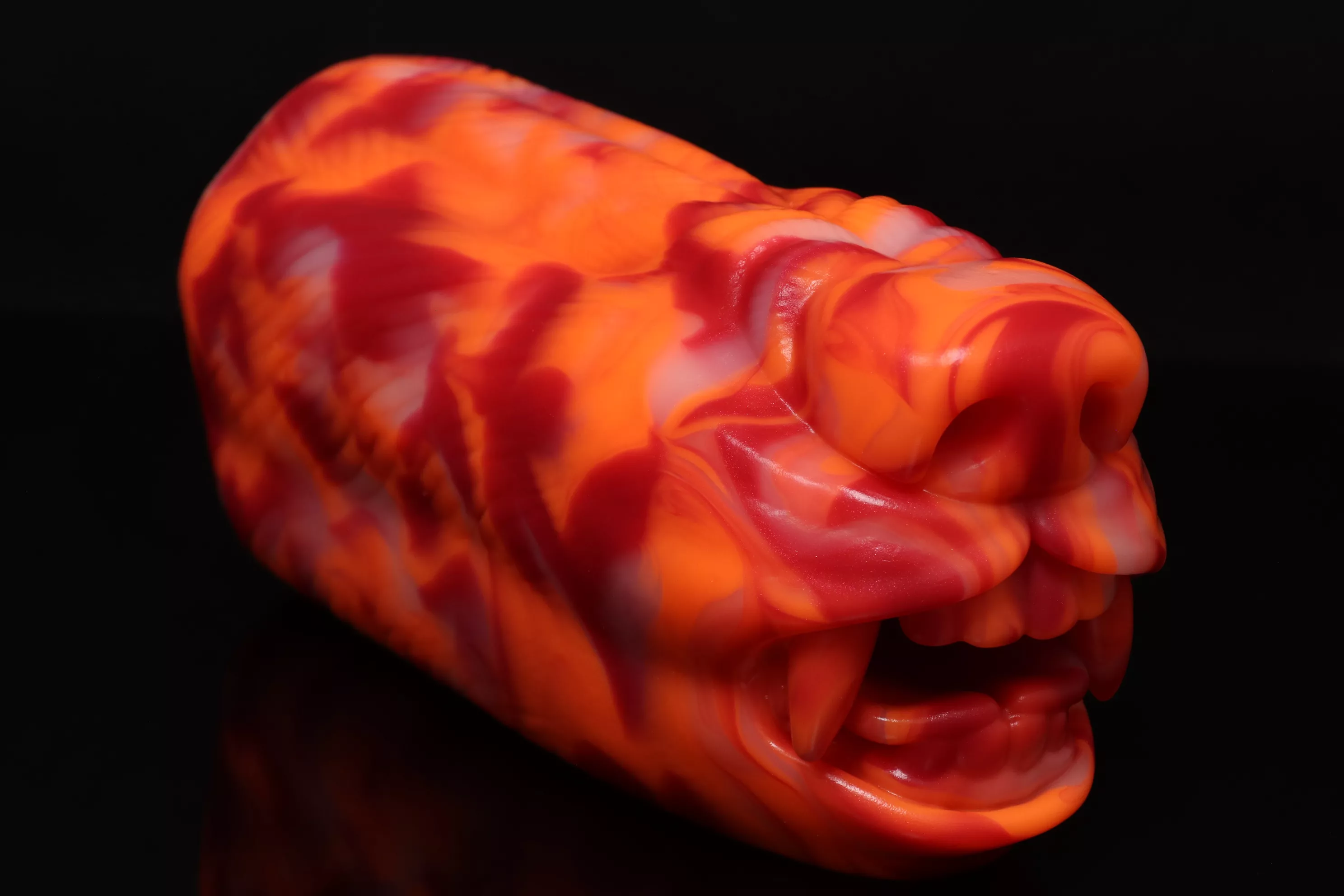 So happy to have snagged him! I've been curious about David's muzzle in comparison to Duke's, and the Con color got me ❤️‍🔥