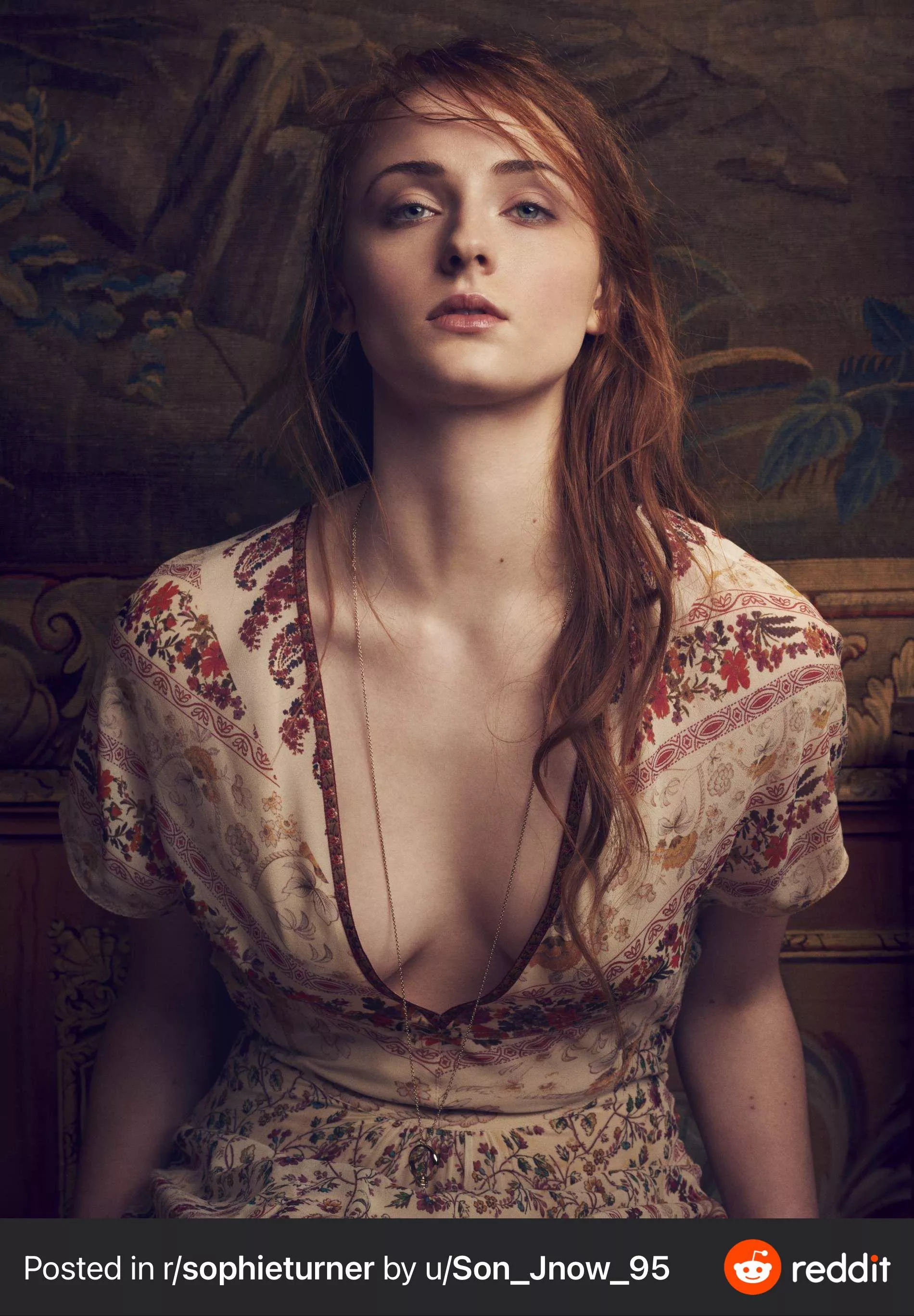 So horny and moaning for Sophie Turner So horny and moaning for Sophie Turner