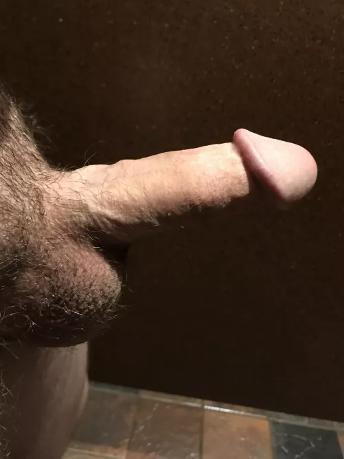 So horny at work today…