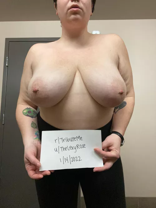 So horny I couldn’t wait until I got home to post my [verification] so I did it in the bathroom at work 😈