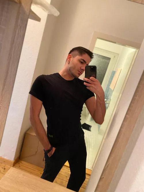 So hyped for todays rave