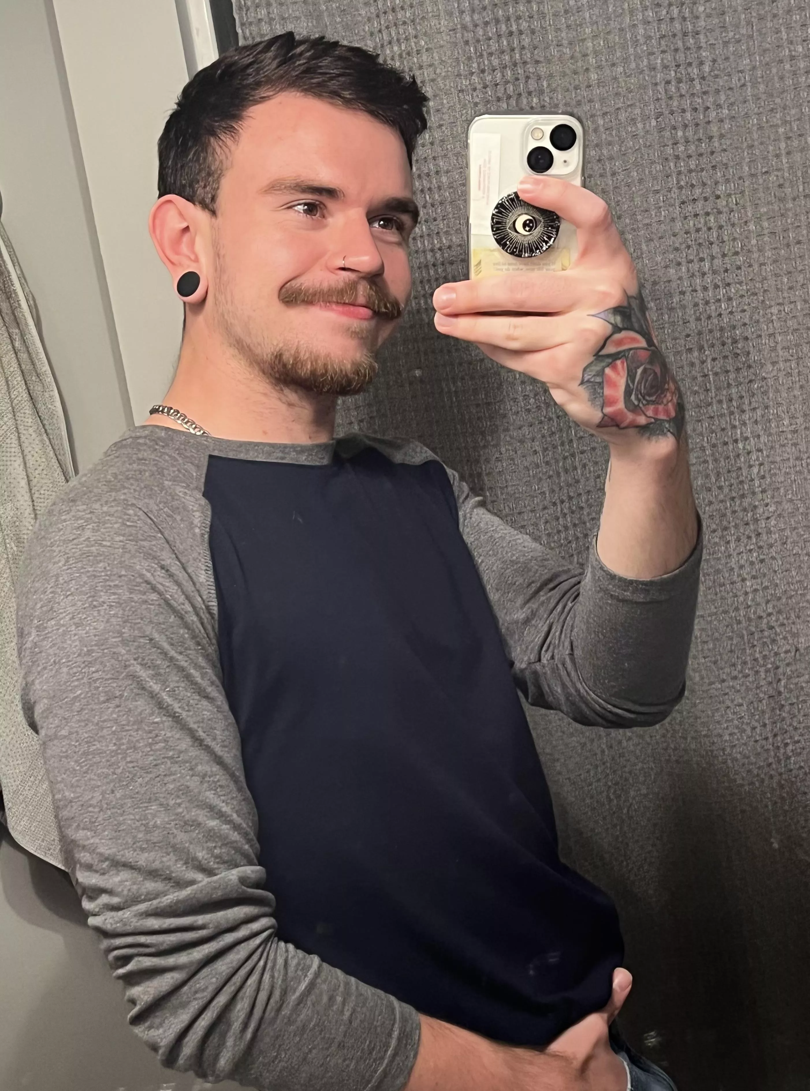 so I might be a college bro soon 😝 so excited & nervous to further my education (sorry my mirror is DESGUSTANG)