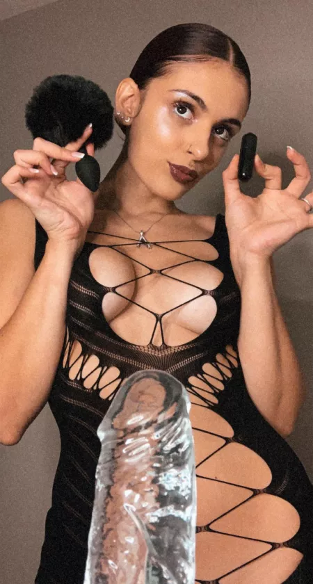 So many ways for Mommy to play with that bussy šš