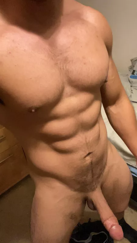 So ppl tell me I have a big dick but it's all just angles and good lighting 💡 But fr... rate my hard dick?
